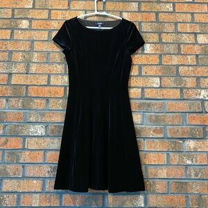 CHAPS BLACK VELVET DRESS